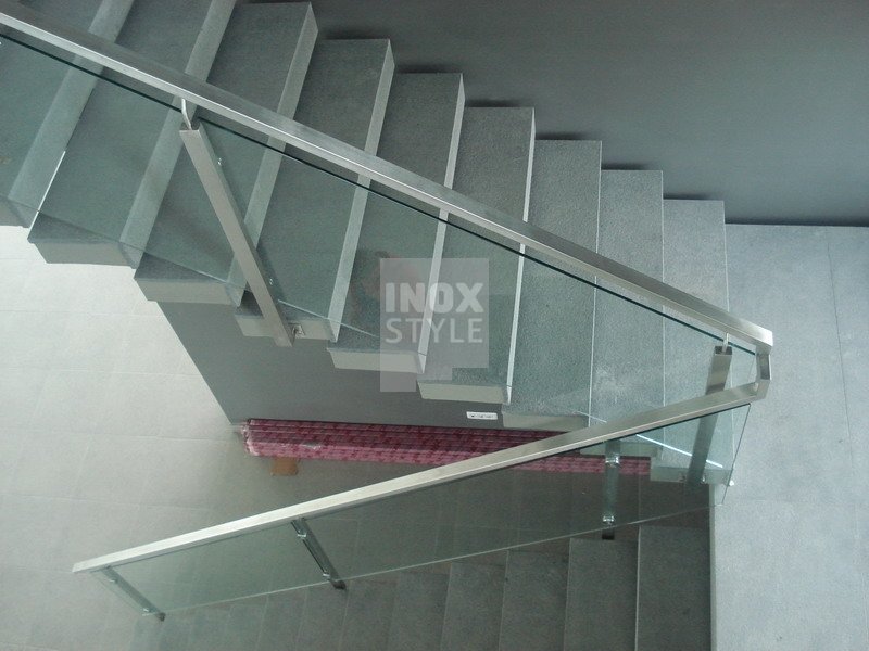 Inox Style - Scari, balustrade si confectii din inox